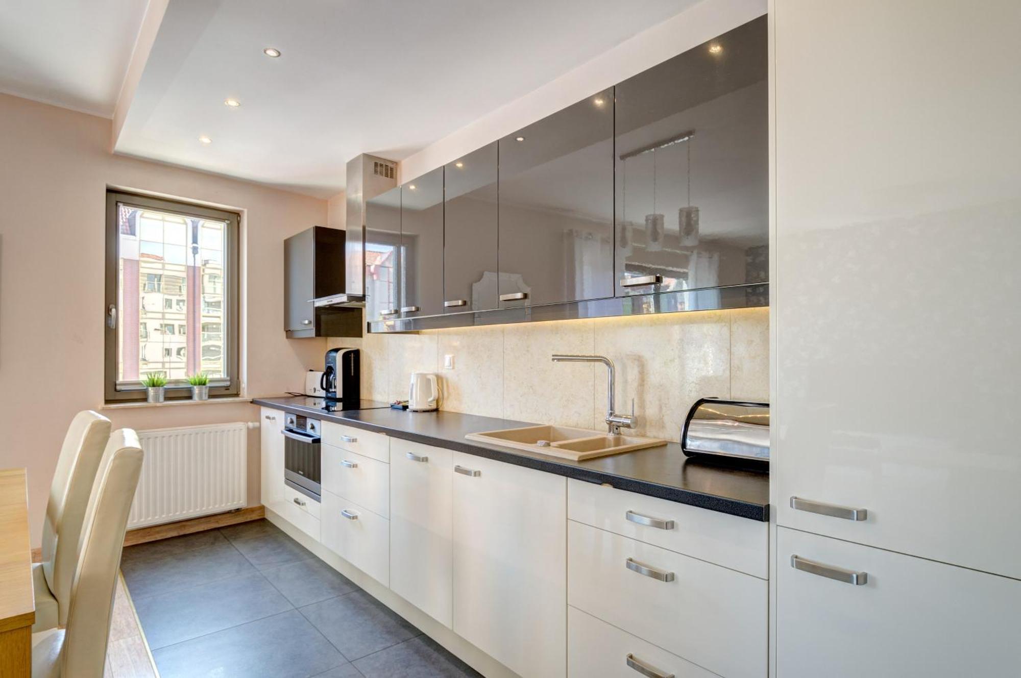 Dom & House - Old Town Waterlane Apartment กดัญสก์ ห้อง รูปภาพ