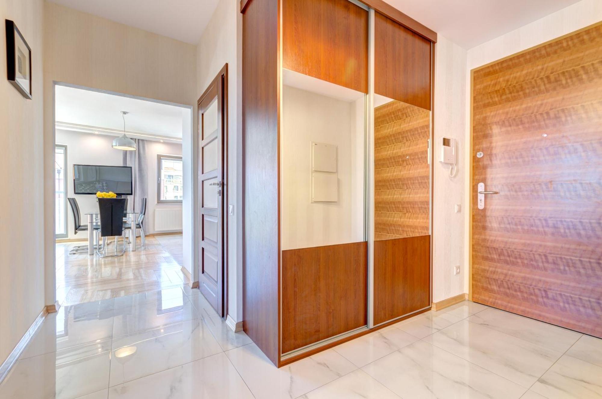 Dom & House - Old Town Waterlane Apartment กดัญสก์ ภายนอก รูปภาพ