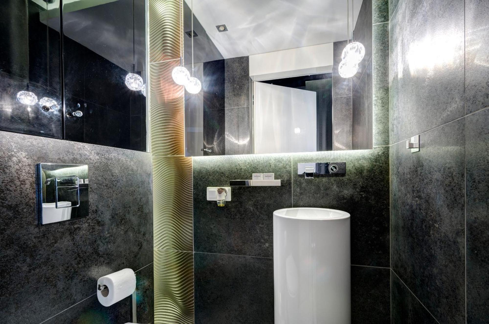 Dom & House - Old Town Waterlane Apartment กดัญสก์ ภายนอก รูปภาพ